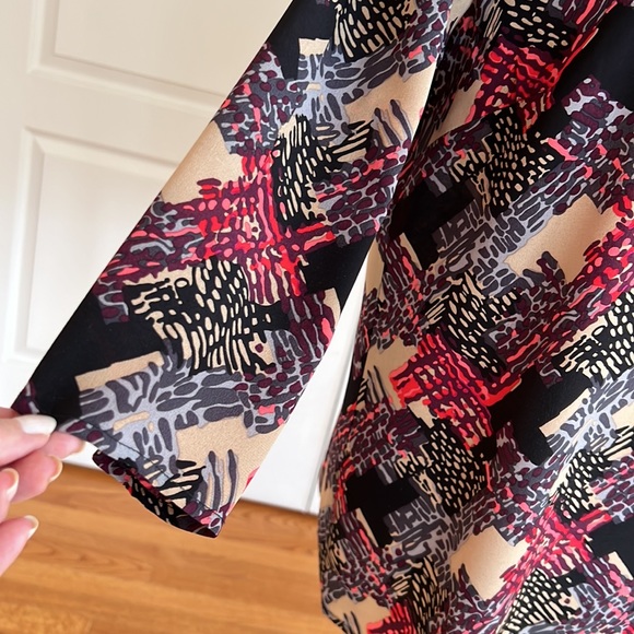Trina Turk silk print blouse shades of camel black, gray, wine and neon pink - Picture 6 of 6